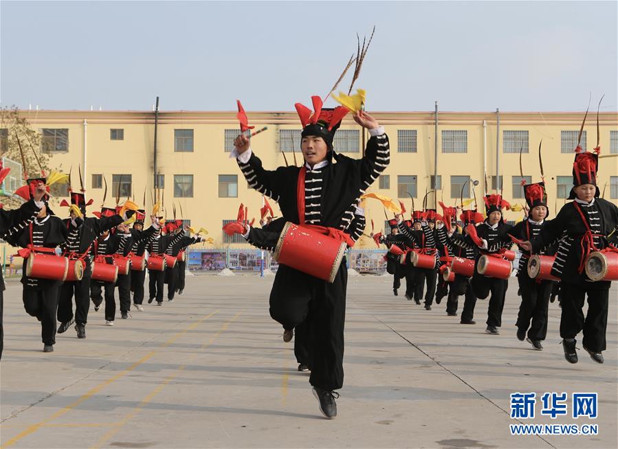 （社會(huì)）（4）甘肅武威：非遺“攻鼓子”進(jìn)校園