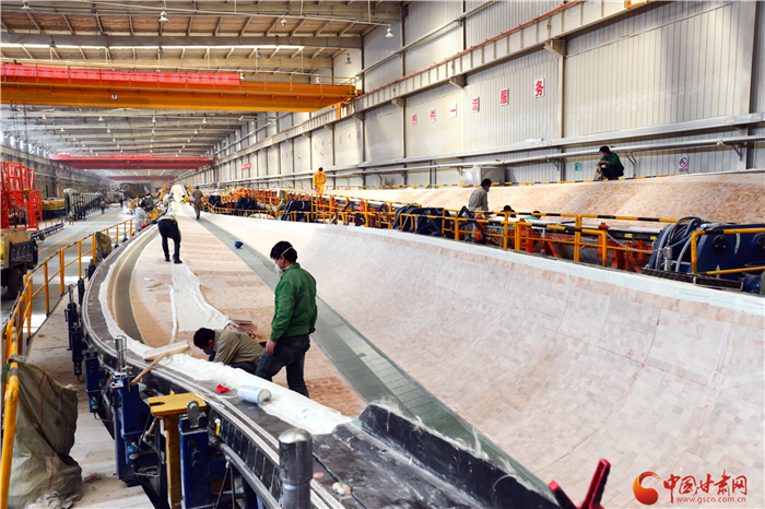 “擰緊”防控閥 打出“組合拳”——玉門市三向發(fā)力推動(dòng)疫情防控、復(fù)工復(fù)產(chǎn)、脫貧攻堅(jiān)齊頭并進(jìn)（圖）