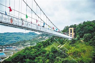 崆峒山5條美妙線路游起來！來這三座山赴暮春之約
