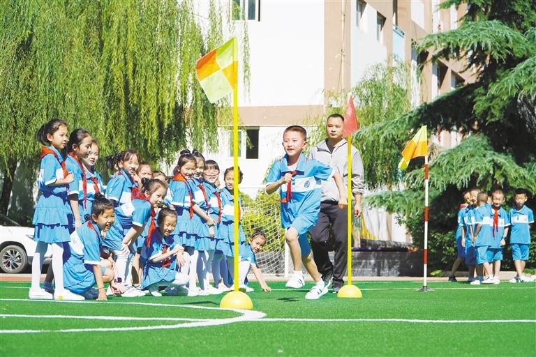 我們開學(xué)了！