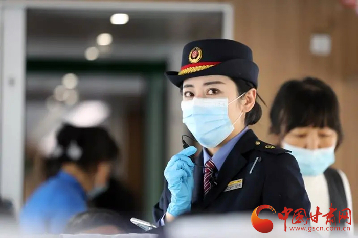 農(nóng)歷小年火車(chē)票今起開(kāi)搶?zhuān)∵@些信息你要知道