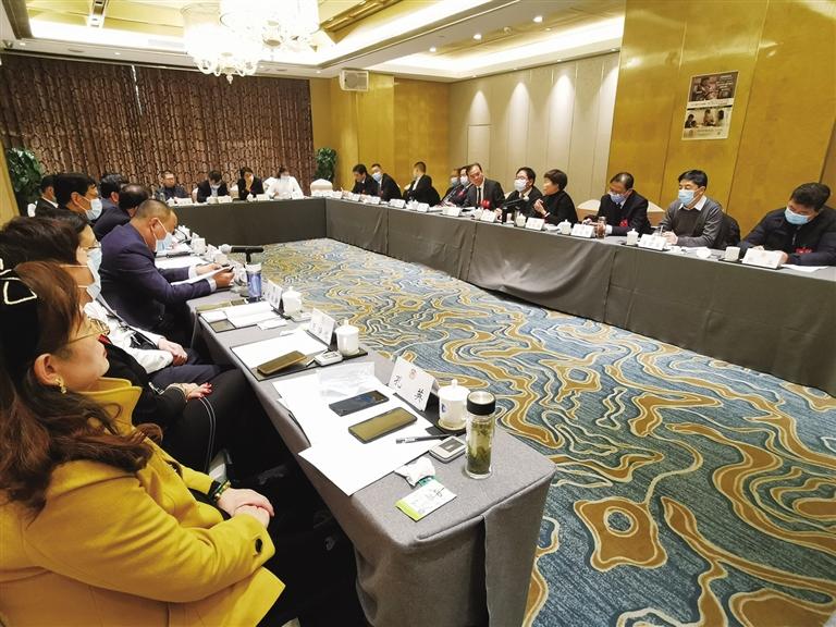 凝心聚力謀發(fā)展 砥礪奮進(jìn)譜新篇——蘭州市政協(xié)十四屆五次會議分組討論側(cè)記