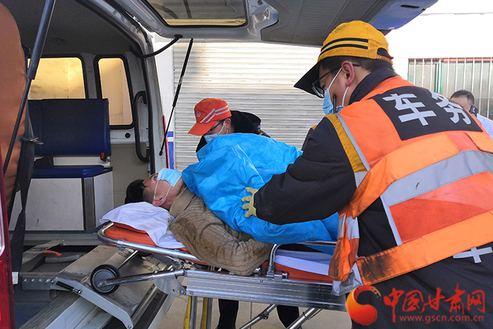 19分鐘緊急救援，永登車站為旅客開辟生命通道