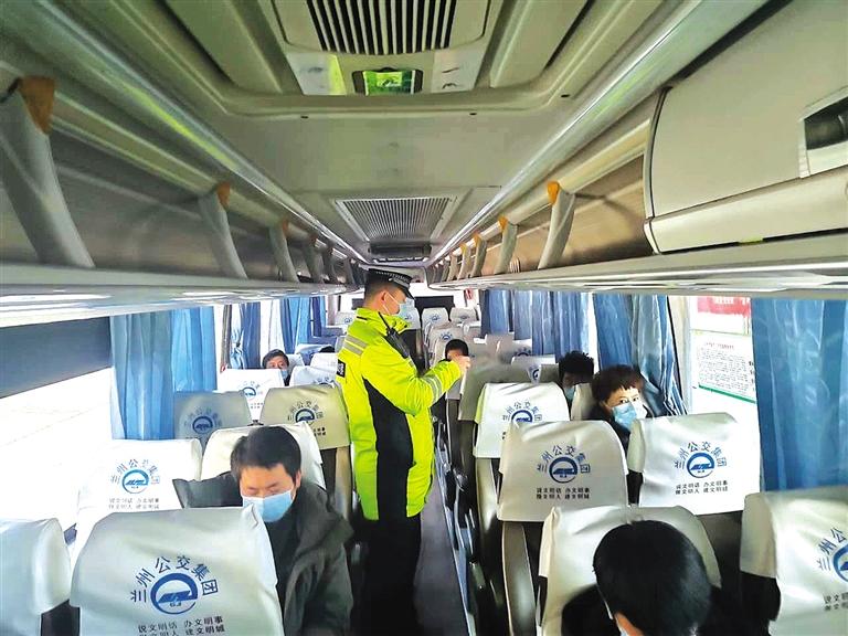 蘭州交警啟動(dòng)春運(yùn)最強(qiáng)交通安全保障已查處超員31起、飲酒醉酒駕駛39起