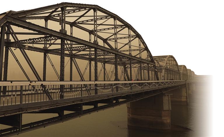 蘭州市遭遇十年以來(lái)最強(qiáng)沙塵天氣襲擊 3月18日沙塵影響或會(huì)減輕