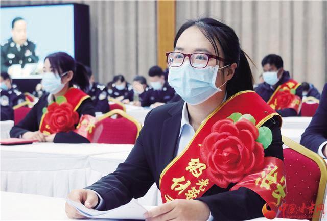 村莊的“守護(hù)者”百姓的“貼心人”——記皋蘭縣石洞鎮(zhèn)魏家莊村黨支部副書記陽(yáng)娟