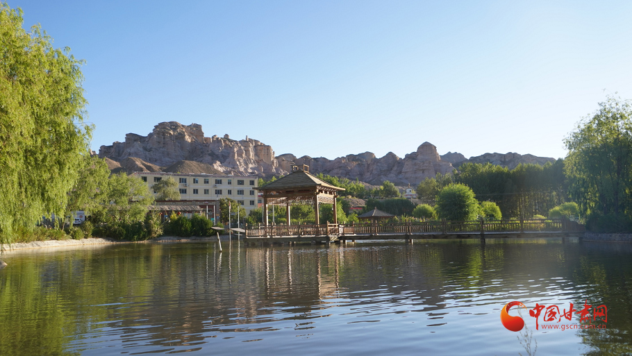 【小康圓夢·看甘肅】肅南：鄉(xiāng)村旅游托起百姓富?！敖痫埻搿?>
        </a><em>【小康圓夢·看甘肅】肅南：鄉(xiāng)村旅游托起百姓富?！敖痫埻搿?/em></li>
    <li><a  target=