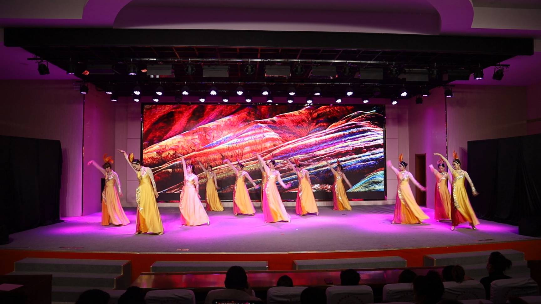 張掖市非遺舞臺劇《寶卷印象》在武威、金昌等市州上演