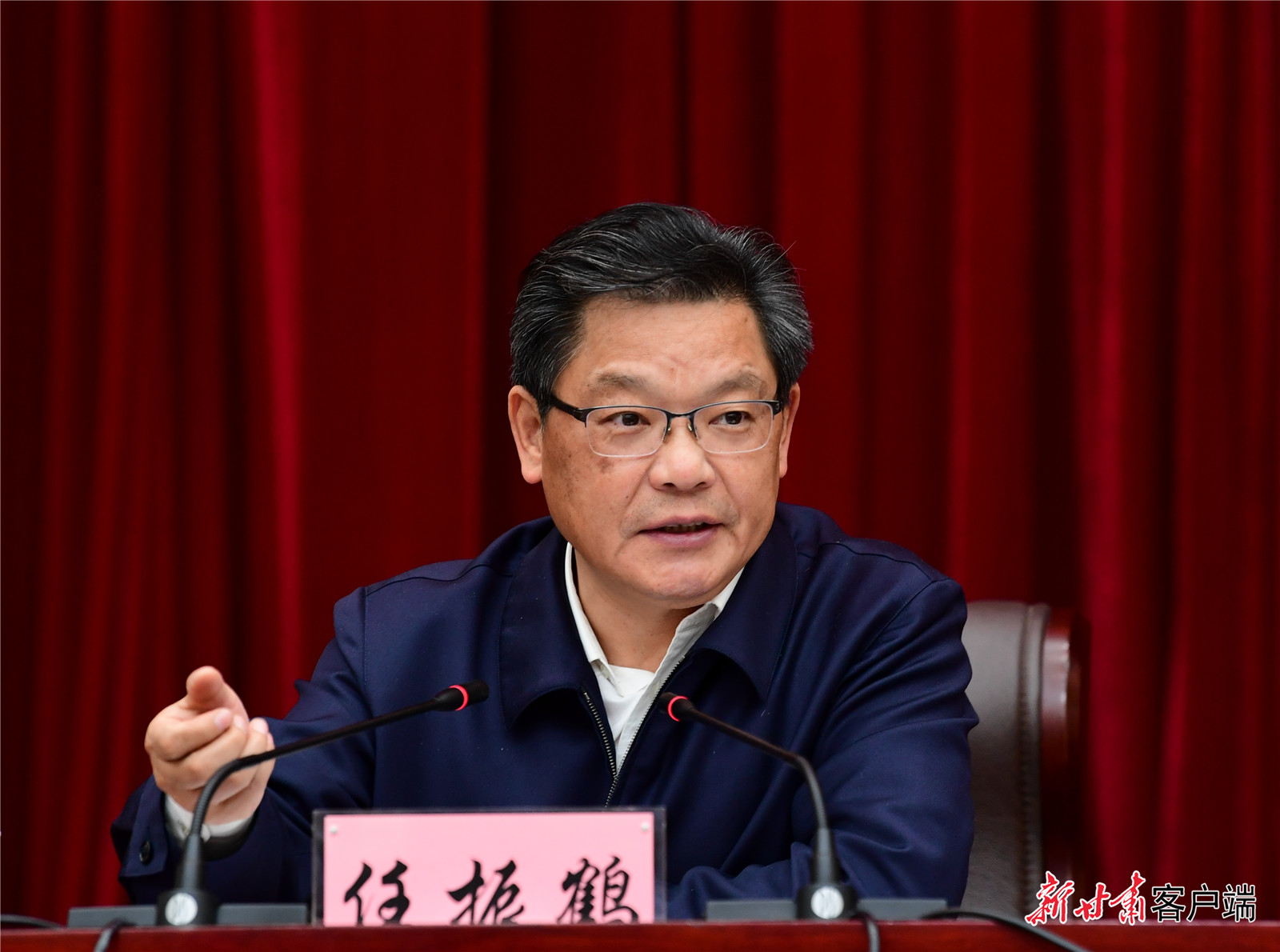 任振鶴在全省新型城鎮(zhèn)化工作推進(jìn)會議上強(qiáng)調(diào)：凝心聚力抓落實(shí)、蹄疾步穩(wěn)向前進(jìn)，奮力推進(jìn)新型城鎮(zhèn)化建設(shè)再上新臺階