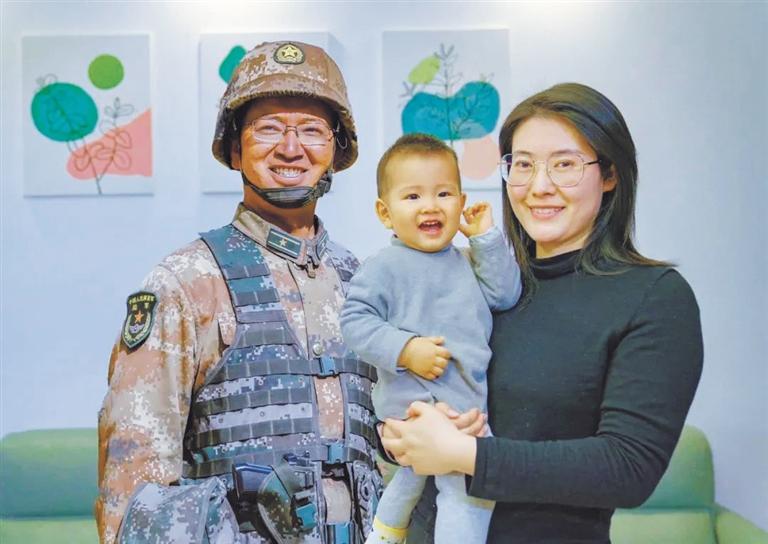 蘭州市退役軍人事務局舉行清明代祭掃儀式 陳紅軍烈士父親給兒子寫來寄語 “你是祖國的好兒女，也是我們的驕傲”